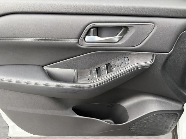 2025 Nissan Rogue SL Intelligent AWD