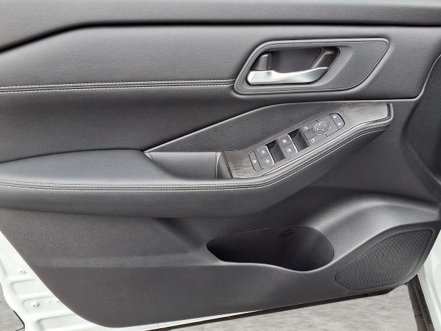 2025 Nissan Rogue SL Intelligent AWD