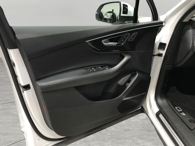 2022 Audi Q7 Premium Plus